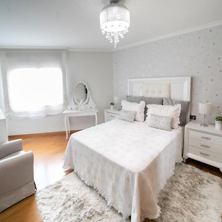 Galihost - Precioso Apartamento Con Parking En Vilagarcia ビラガルシーア・デ・アロウサ エクステリア 写真