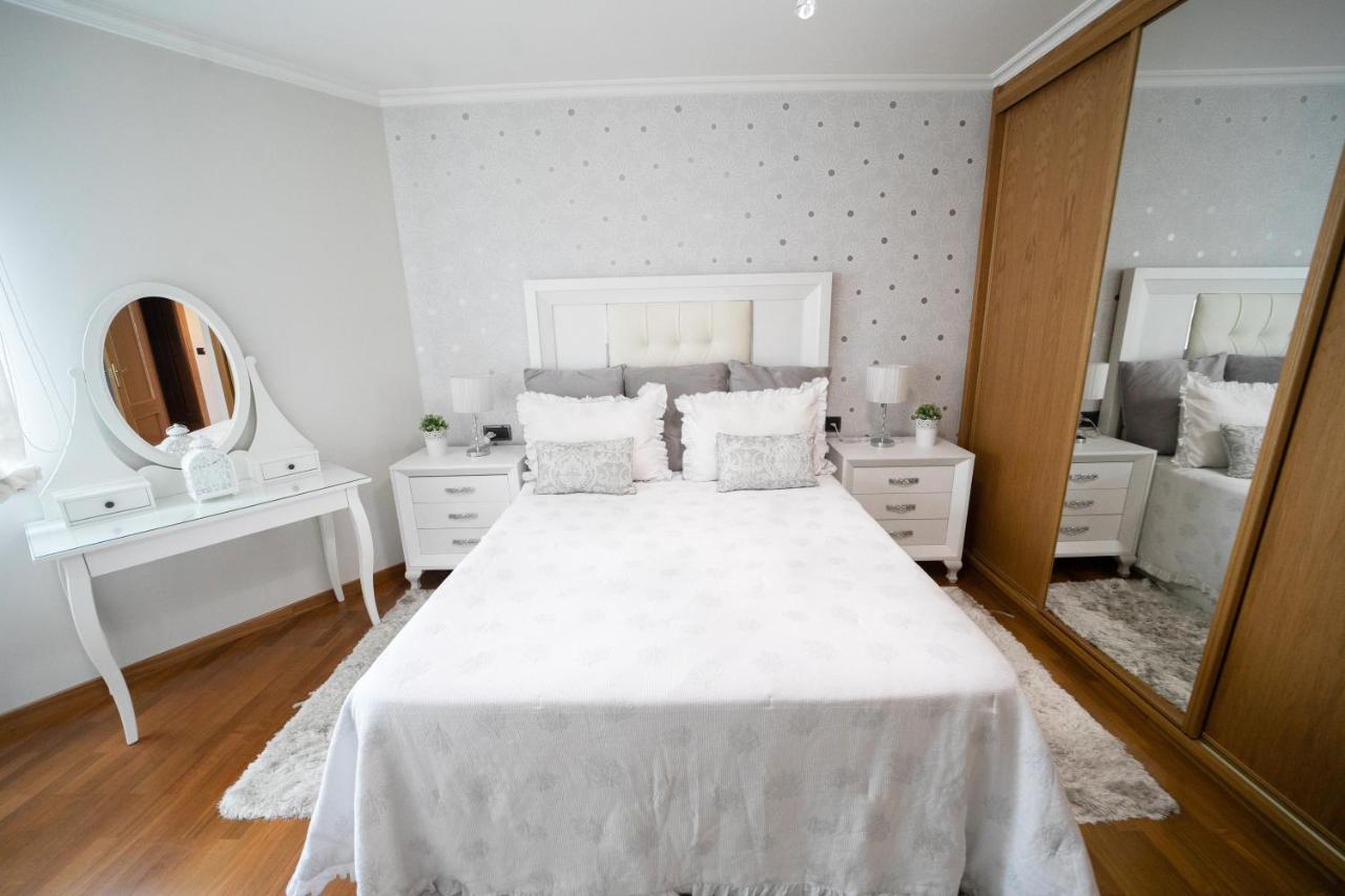 Galihost - Precioso Apartamento Con Parking En Vilagarcia ビラガルシーア・デ・アロウサ エクステリア 写真