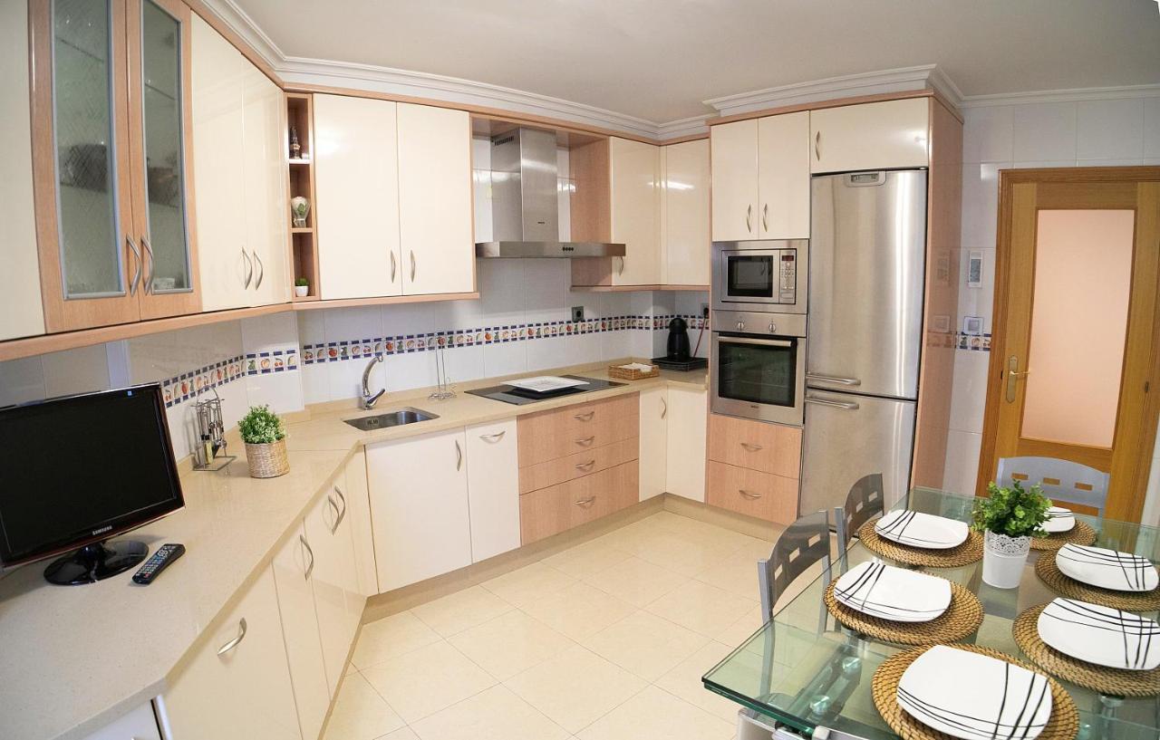 Galihost - Precioso Apartamento Con Parking En Vilagarcia ビラガルシーア・デ・アロウサ エクステリア 写真