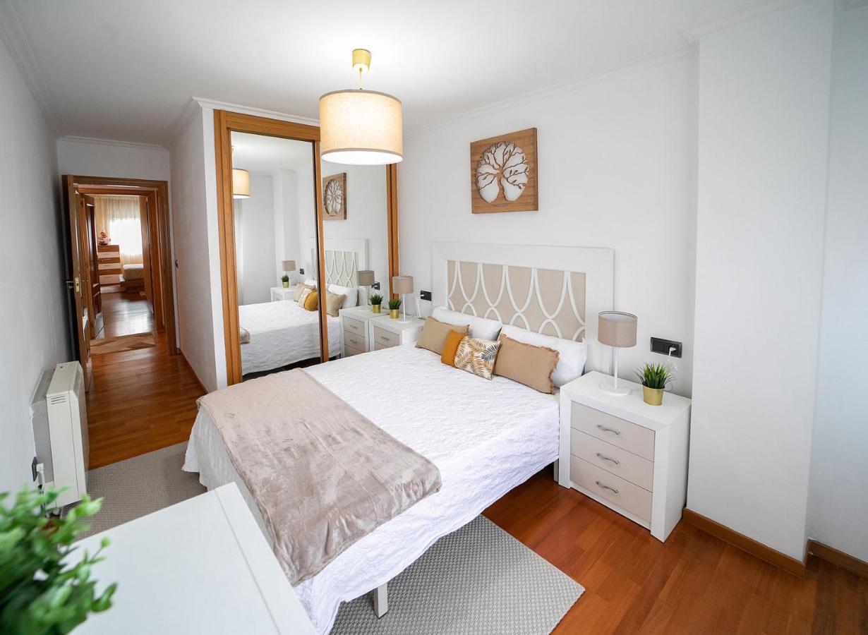Galihost - Precioso Apartamento Con Parking En Vilagarcia ビラガルシーア・デ・アロウサ エクステリア 写真