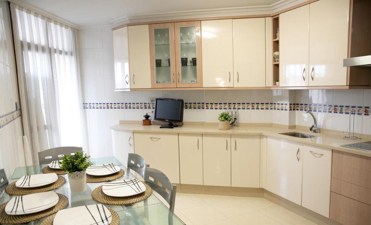 Galihost - Precioso Apartamento Con Parking En Vilagarcia ビラガルシーア・デ・アロウサ エクステリア 写真