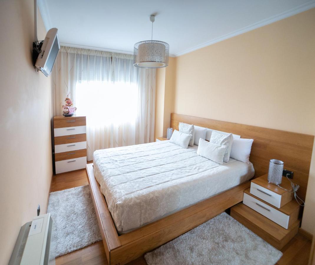 Galihost - Precioso Apartamento Con Parking En Vilagarcia ビラガルシーア・デ・アロウサ エクステリア 写真