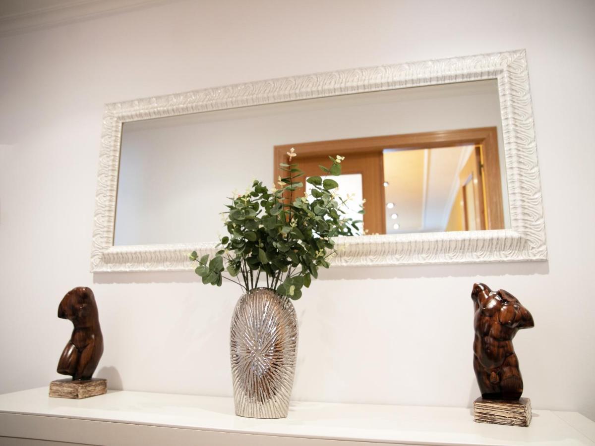 Galihost - Precioso Apartamento Con Parking En Vilagarcia ビラガルシーア・デ・アロウサ エクステリア 写真